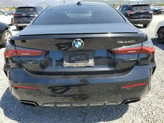 WBA83AP02RCN76056 2024 BMW M4-5