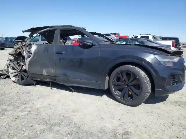 WA1CVAF1XKD014417 2019 AUDI Q8-3