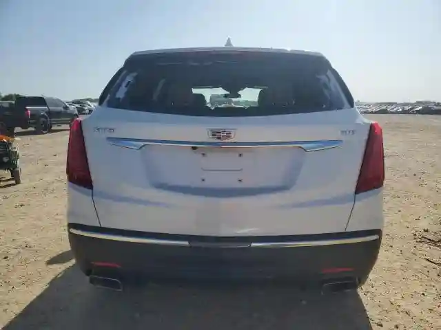 1GYKNERS5JZ228904 2018 CADILLAC XT5-5