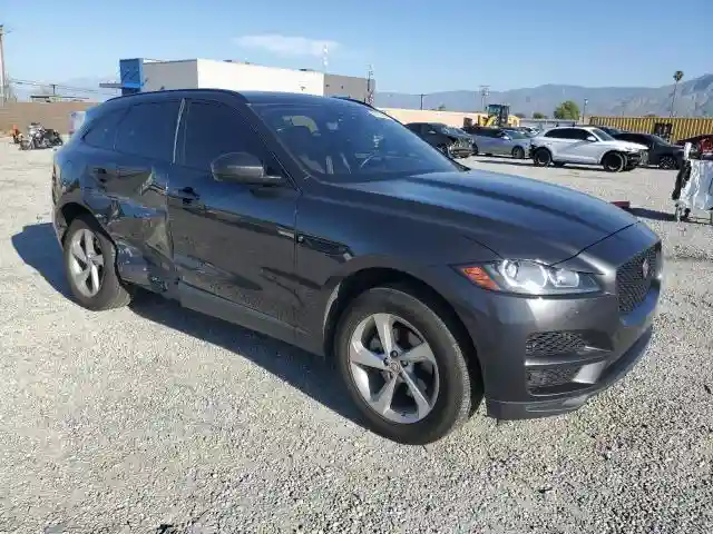 SADCJ2FX4LA618158 2020 JAGUAR F-PACE-3
