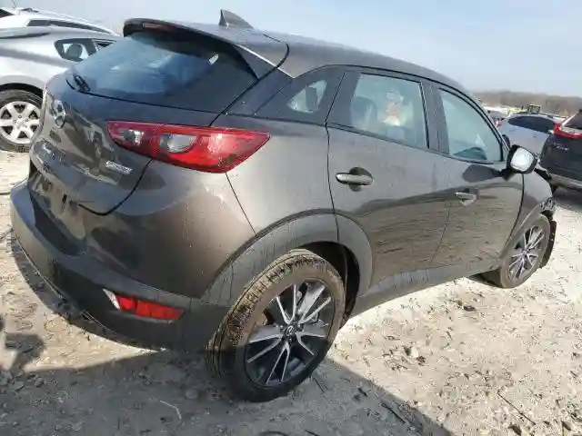 JM1DKDC79J0311181 2018 MAZDA CX-3-2