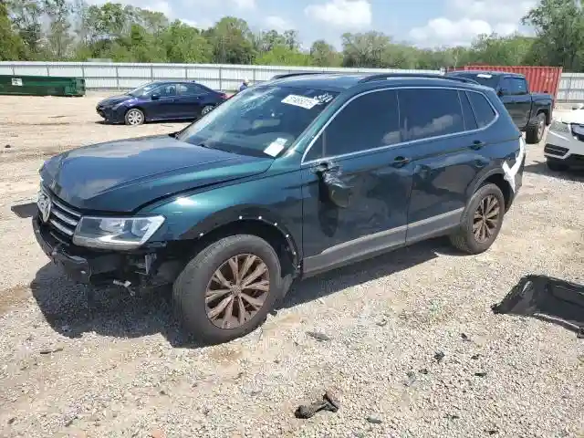 3VV3B7AX3JM213942 2018 VOLKSWAGEN TIGUAN-0