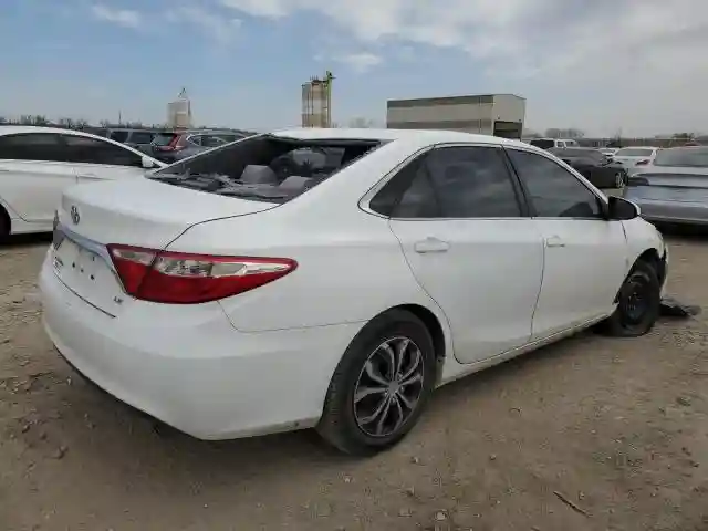 4T1BF1FK4GU179213 2016 TOYOTA CAMRY-2