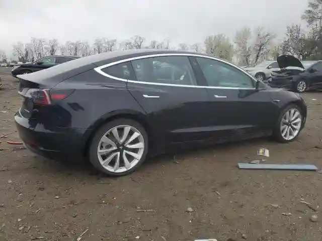5YJ3E1EB3JF184660 2018 TESLA MODEL 3-2