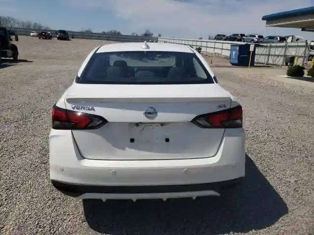 3N1CN8FV7NL847143 2022 NISSAN VERSA-5
