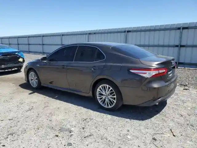 4T1B21HK7JU505828 2018 TOYOTA CAMRY-1