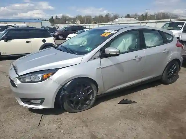 1FADP3K2XGL296365 2016 FORD FOCUS-0