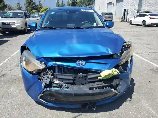 3MYDLBZV6GY141028 2016 TOYOTA SCION-4