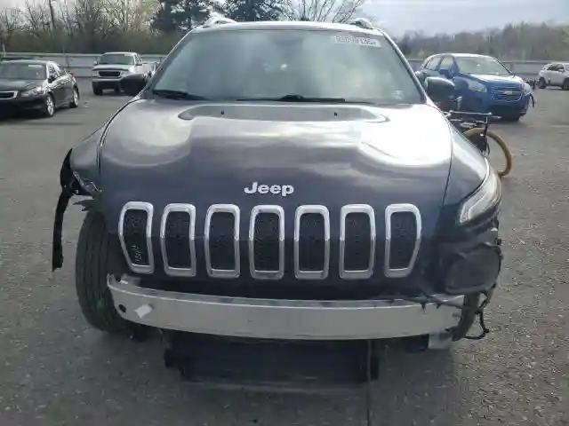 1C4PJMDB3GW261581 2016 JEEP GRAND CHEROKEE-4