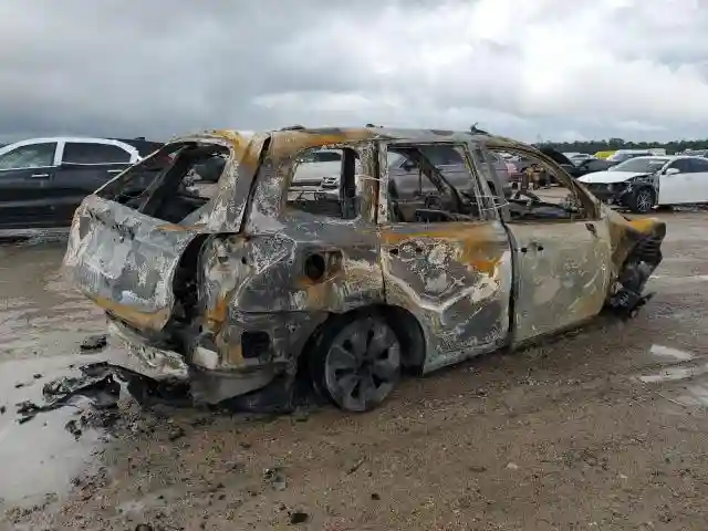 JF2SJAGC7HH809795 2017 SUBARU FORESTER-2