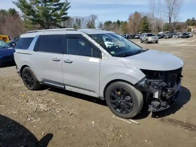 KNDNE5H30N6062019 2022 KIA CARNIVAL S-3