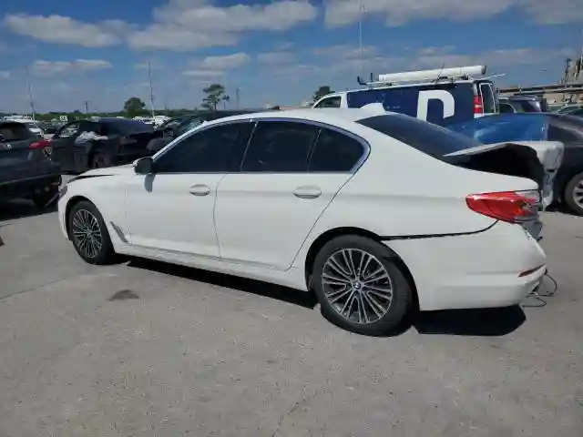 WBAJE5C56KWW17040 2019 BMW 5 SERIES-1
