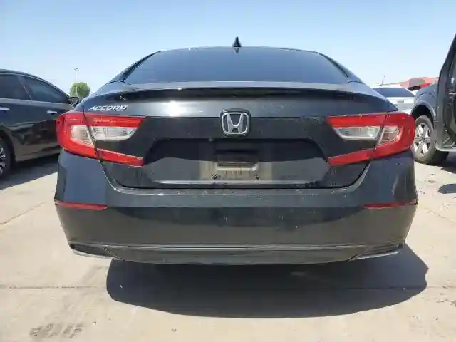 1HGCV1F15KA136319 2019 HONDA ACCORD-5