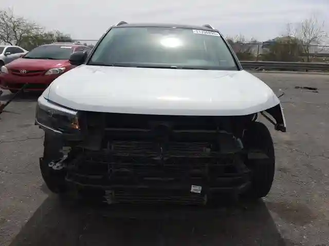 3VVEX7B20PM365781 2023 VOLKSWAGEN TAOS SE-4