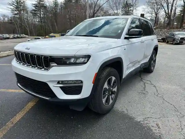 1C4RJYB65RC120554 2024 JEEP GRAND CHEROKEE-0
