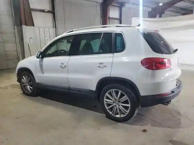 WVGAV7AXXGW557852 2016 VOLKSWAGEN TIGUAN-1
