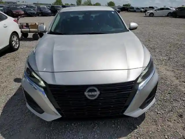 1N4BL4DV3PN308201 2023 NISSAN ALTIMA-4