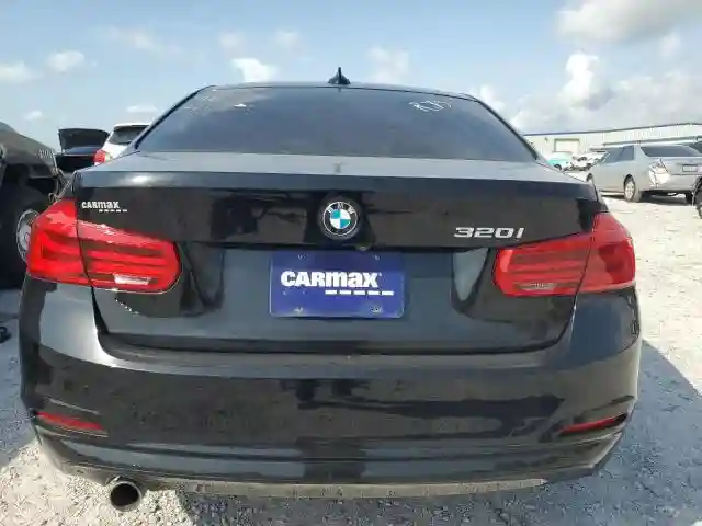 WBA8A9C57JAH13372 2018 BMW 3 SERIES-5
