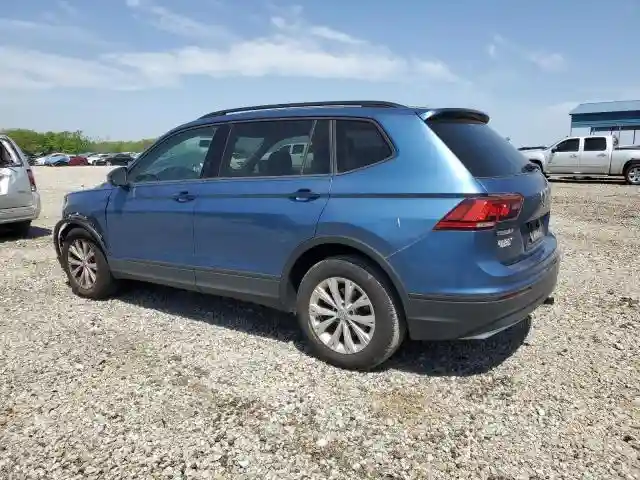 3VV1B7AX3JM028653 2018 VOLKSWAGEN TIGUAN-1