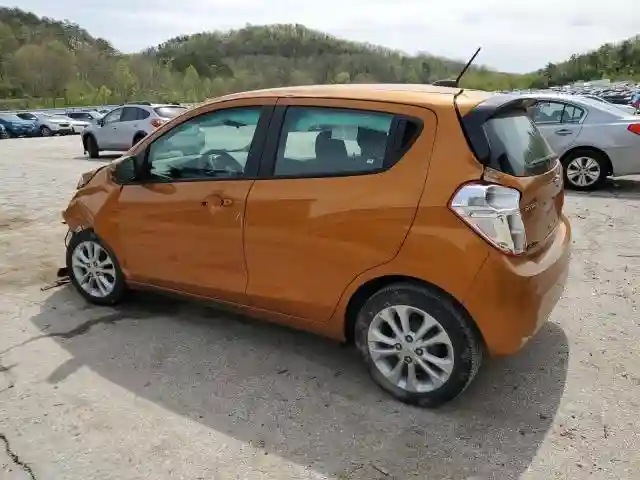 KL8CD6SA9KC723561 2019 CHEVROLET SPARK-1