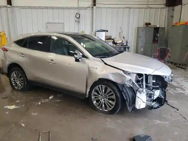 JTEAAAAH0MJ010843 2021 TOYOTA VENZA-3