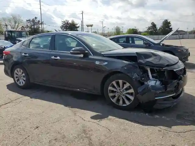5XXGU4L3XJG196822 2018 KIA OPTIMA-3
