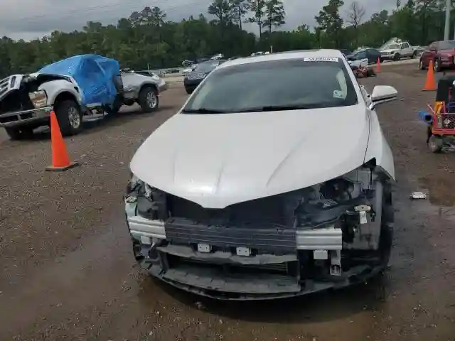 3LN6L2G98FR617457 2015 LINCOLN MKZ-4