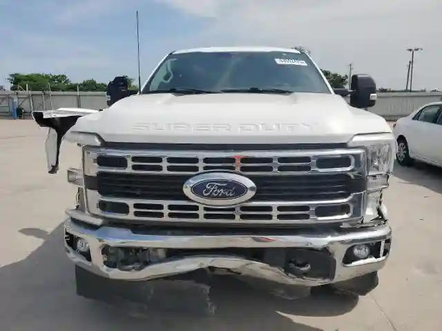 1FT7W2BT3PEC29303 2023 FORD F250-4