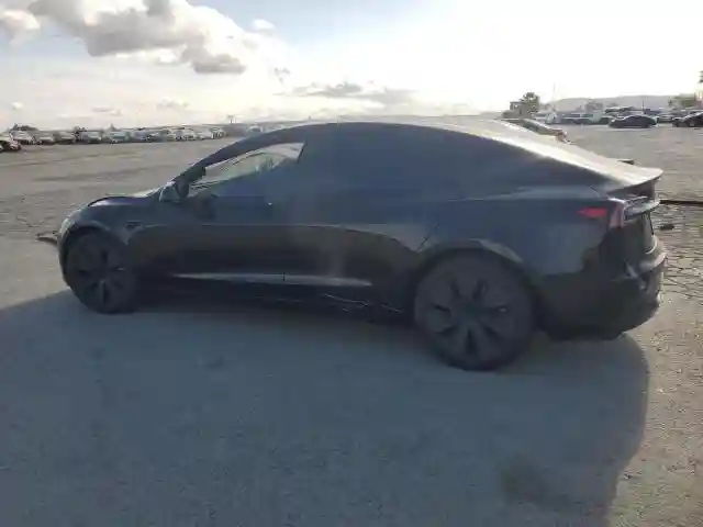 5YJ3E1EA5RF716946 2024 TESLA MODEL 3-1