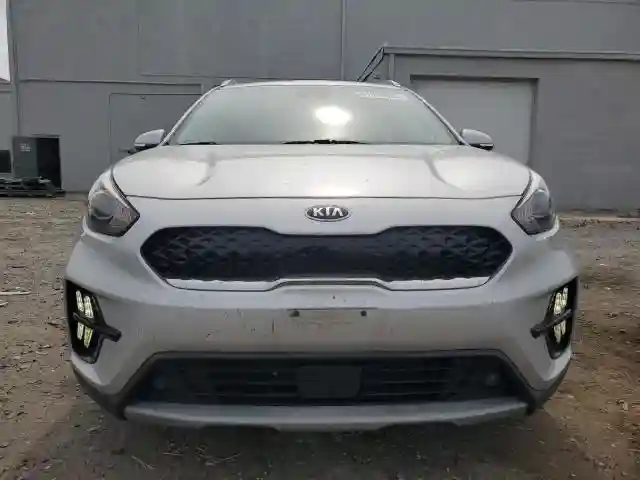 KNDCE3LC2M5462655 2021 KIA NIRO-4