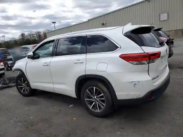 5TDJZRFH8HS399471 2017 TOYOTA HIGHLANDER-1
