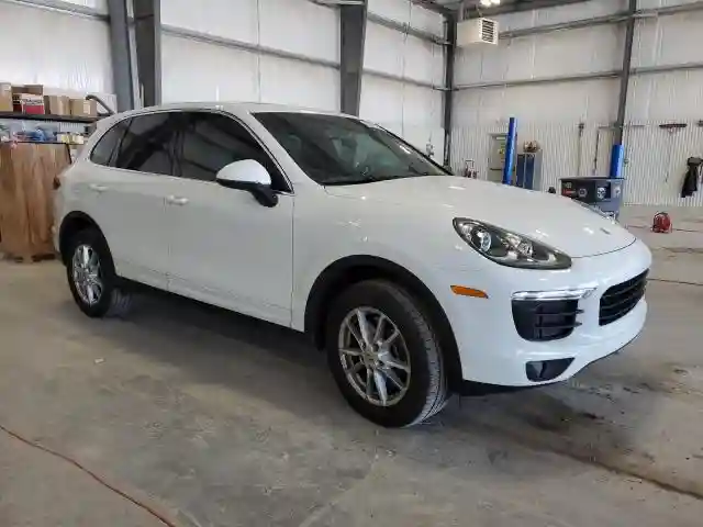 WP1AA2A20HKA86891 2017 PORSCHE CAYENNE-3
