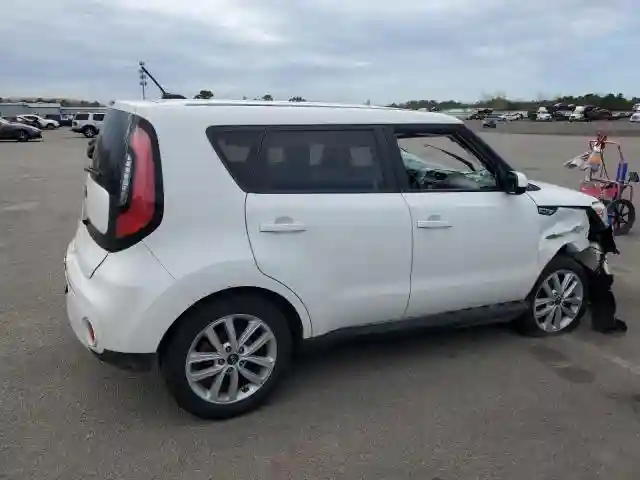 KNDJP3A54J7907256 2018 KIA SOUL-2