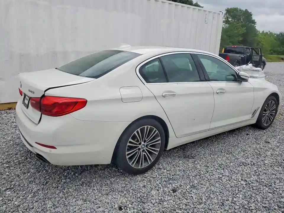 WBAJE5C51JWA94639 2018 BMW 5 SERIES-2