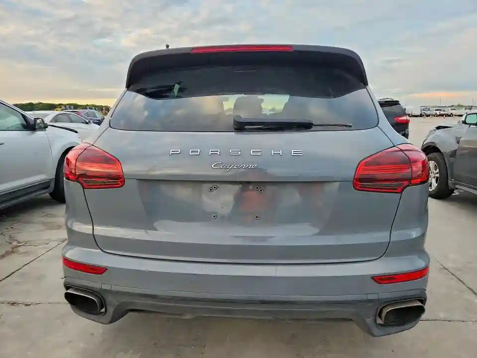WP1AA2A22HKA89551 2017 PORSCHE CAYENNE-5