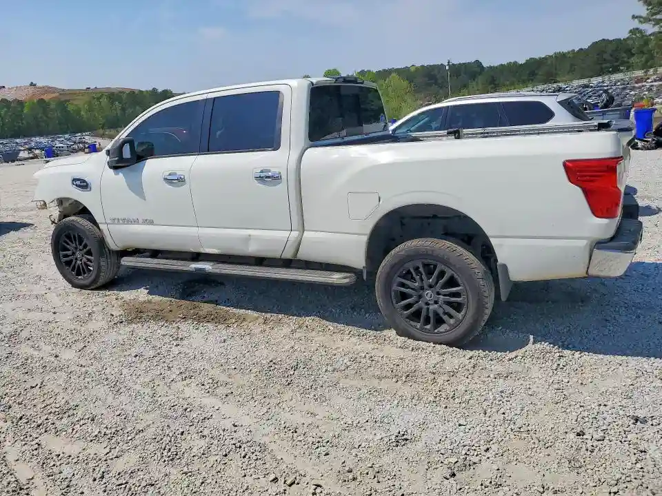 1N6AA1F34JN528506 2018 NISSAN TITAN-1