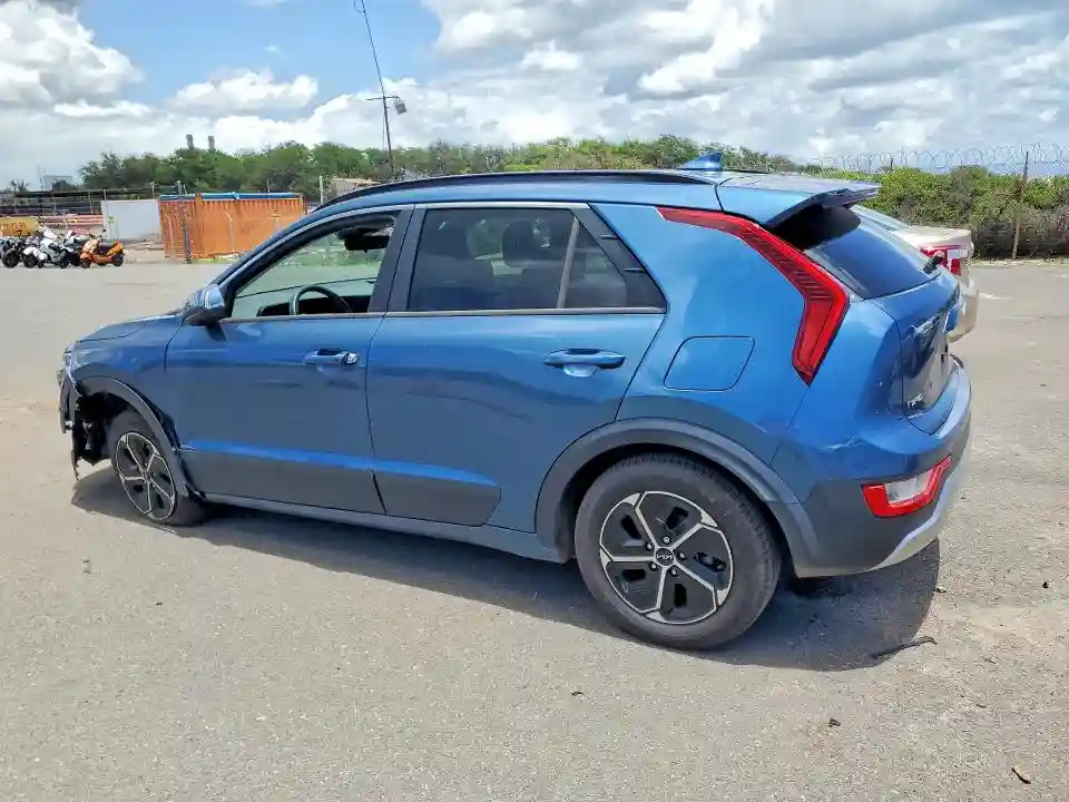 KNDCR3LE8P5040643 2023 KIA NIRO-1