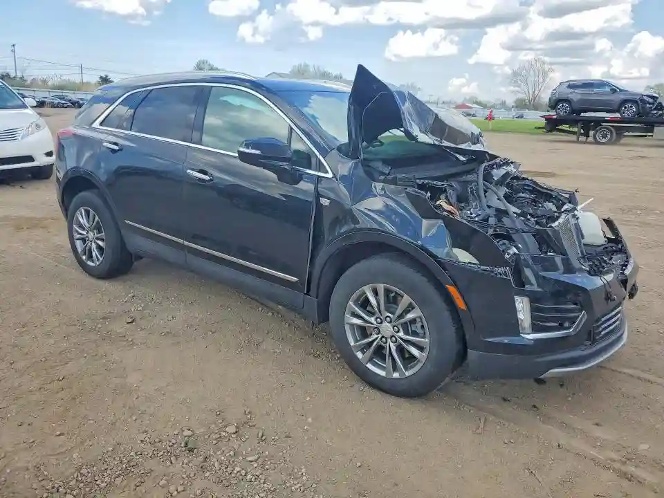 1GYKNCRS9MZ138986 2021 CADILLAC XT5-3