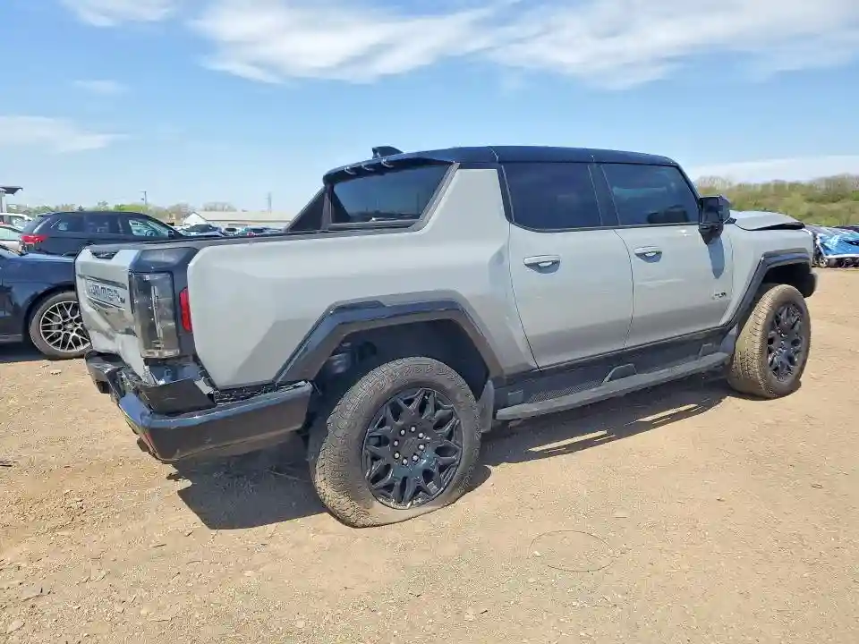 1GT4EBDD1TU603614 2026 GMC HUMMER PIC-2