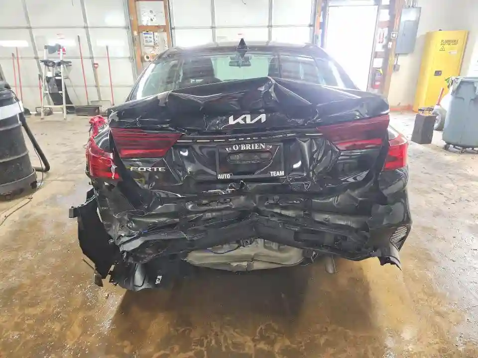 3KPF24AD7NE503715 2022 KIA FORTE-5