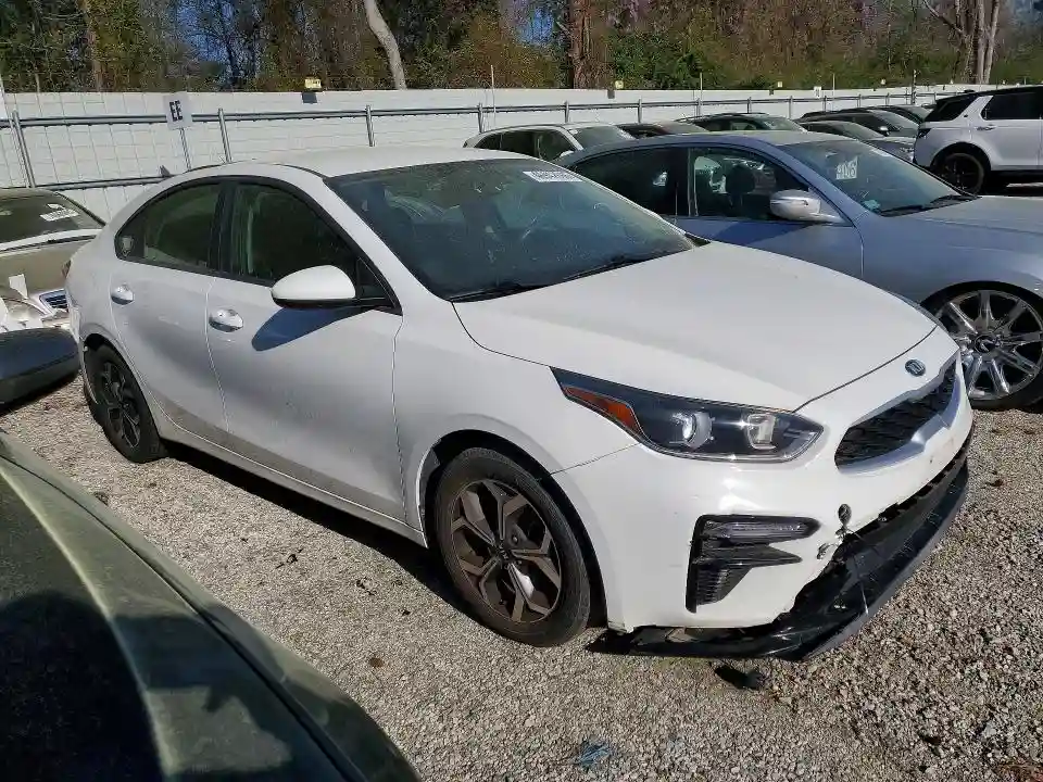 3KPF24AD3KE077680 2019 KIA FORTE-3