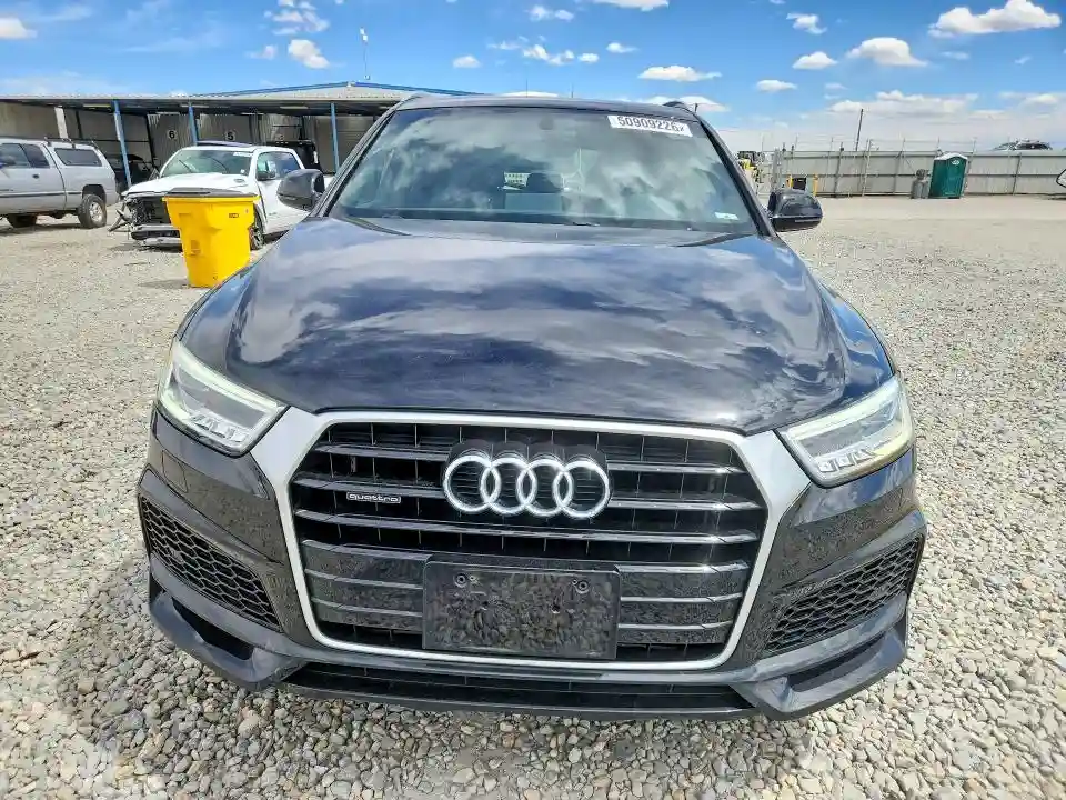 WA1JCCFS6JR019357 2018 AUDI Q3-4