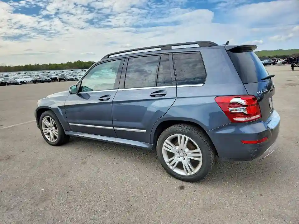 WDCGG8JB3FG423240 2015 MERCEDES-BENZ GLK-CLASS-1