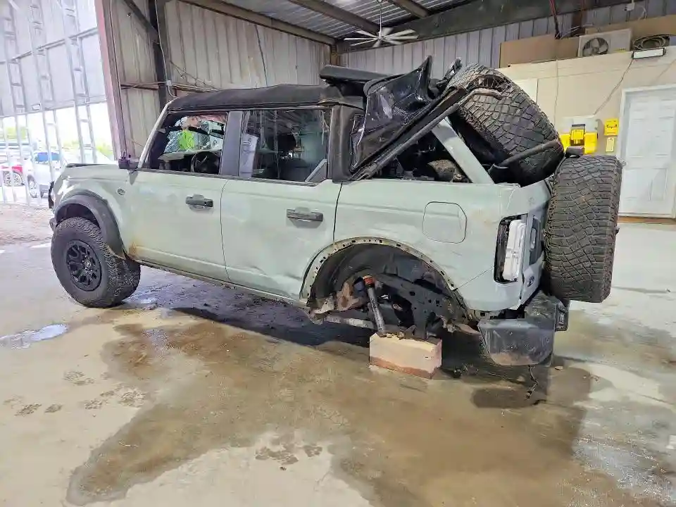 1FMEE5DP7PLB10639 2023 FORD BRONCO-1