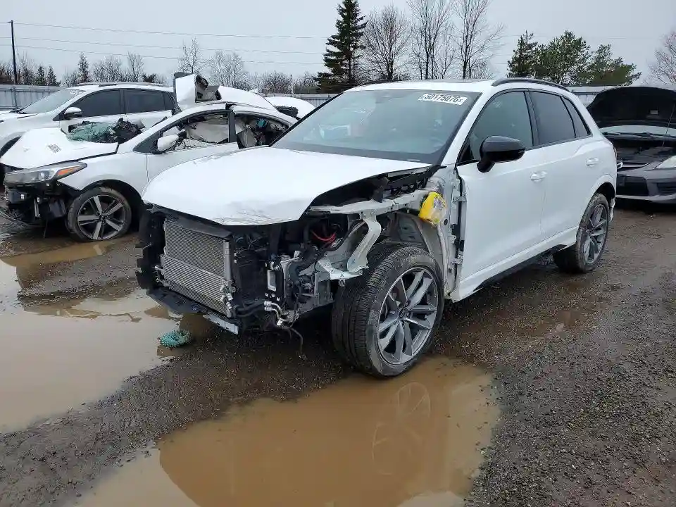 WA1DECF36R1085644 2024 AUDI Q3-0