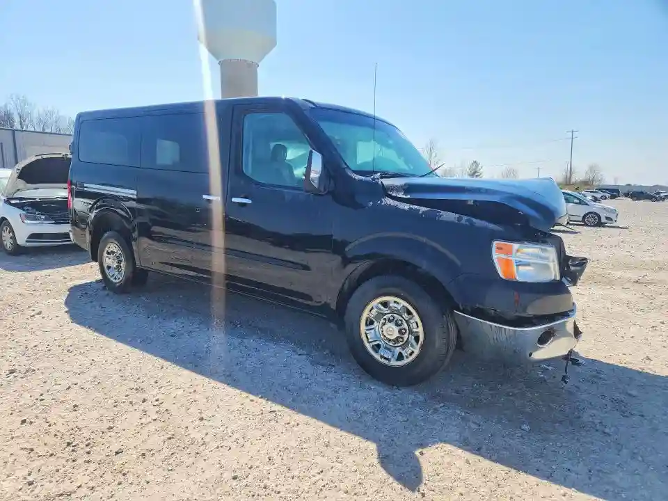 5BZAF0AA8FN850657 2015 NISSAN NV-3