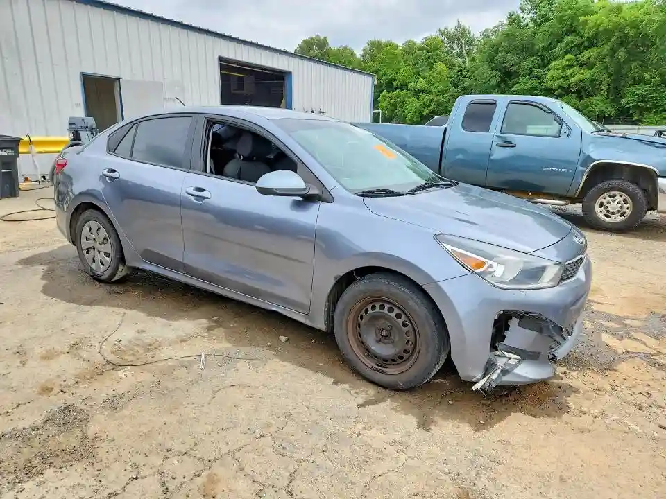3KPA24AD8LE302316 2020 KIA RIO-3