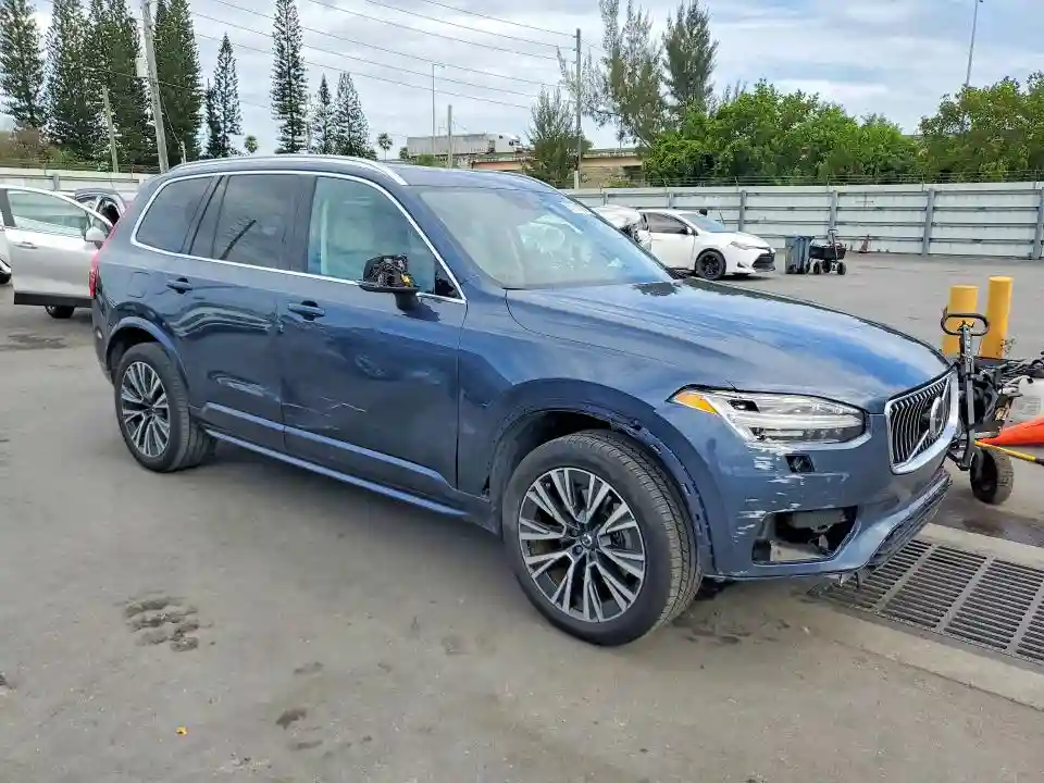 YV4102CK8M1680563 2021 VOLVO XC90-3