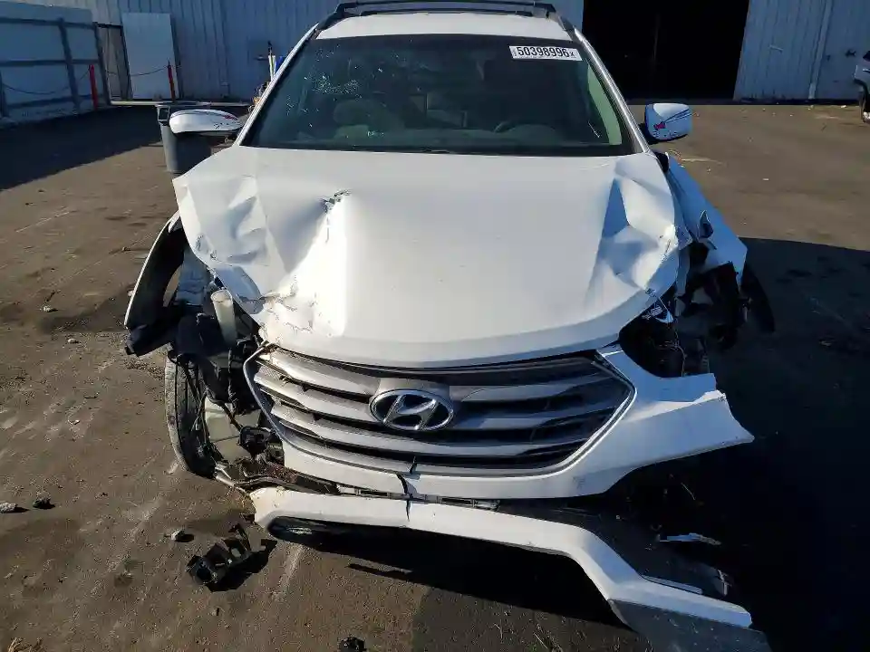 5NMZU3LBXJH066633 2018 HYUNDAI SANTA FE-4