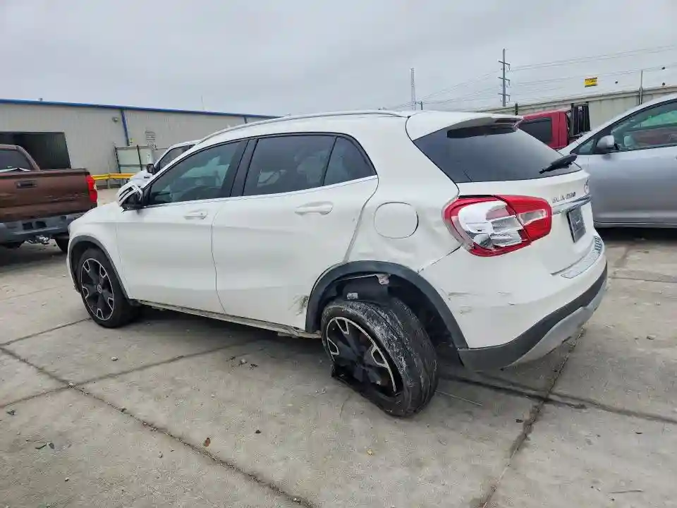WDCTG4EB3KU016631 2019 MERCEDES-BENZ GLA-CLASS-1